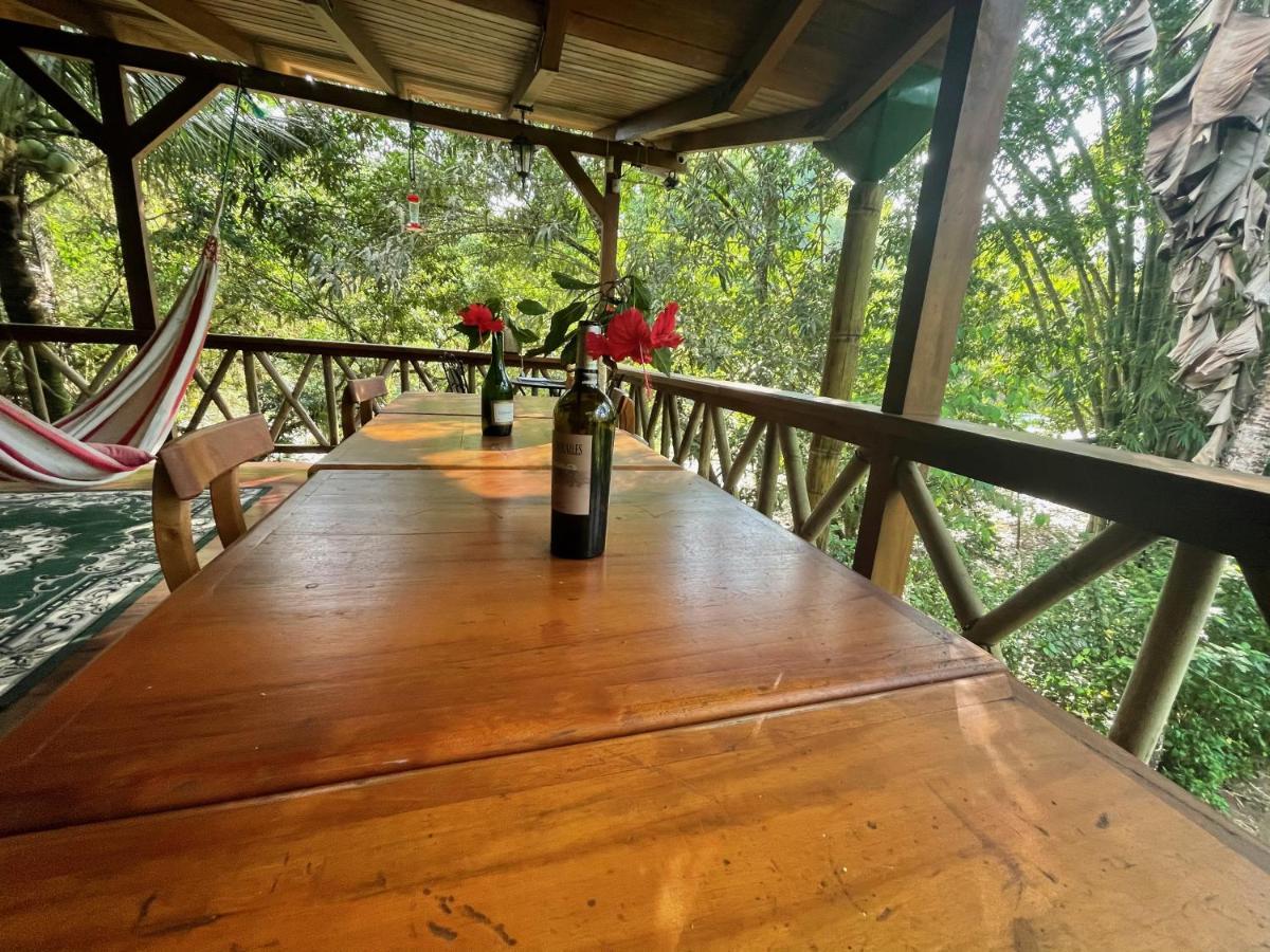 Caoni Riverside Lodge Puerto Quito Exterior foto